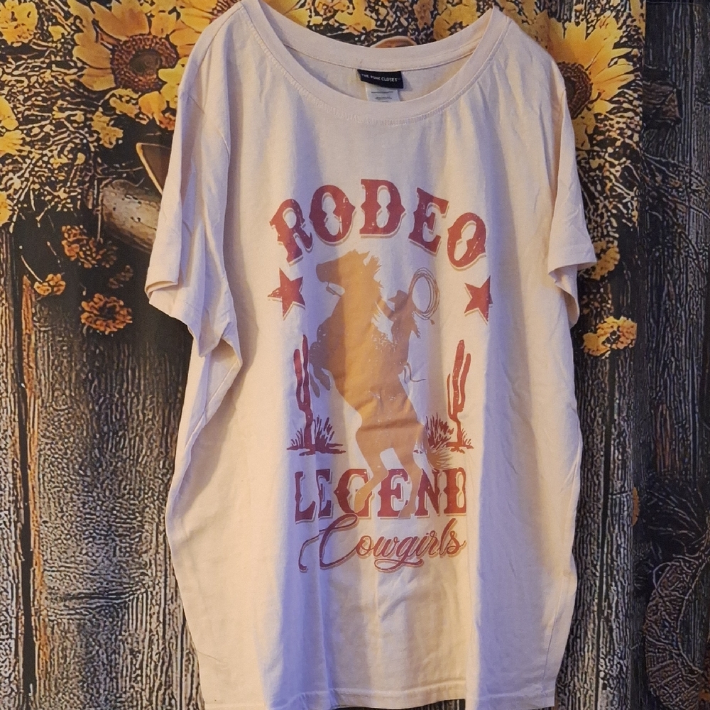 Rodeo Legend Graphic Tee